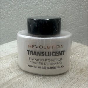 $4 🌙 Makeup Revolution Translucent Loose Baking Powder